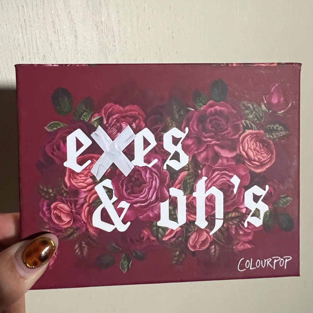 ColourPop "Exes & Oh's" Eyeshadow Palette